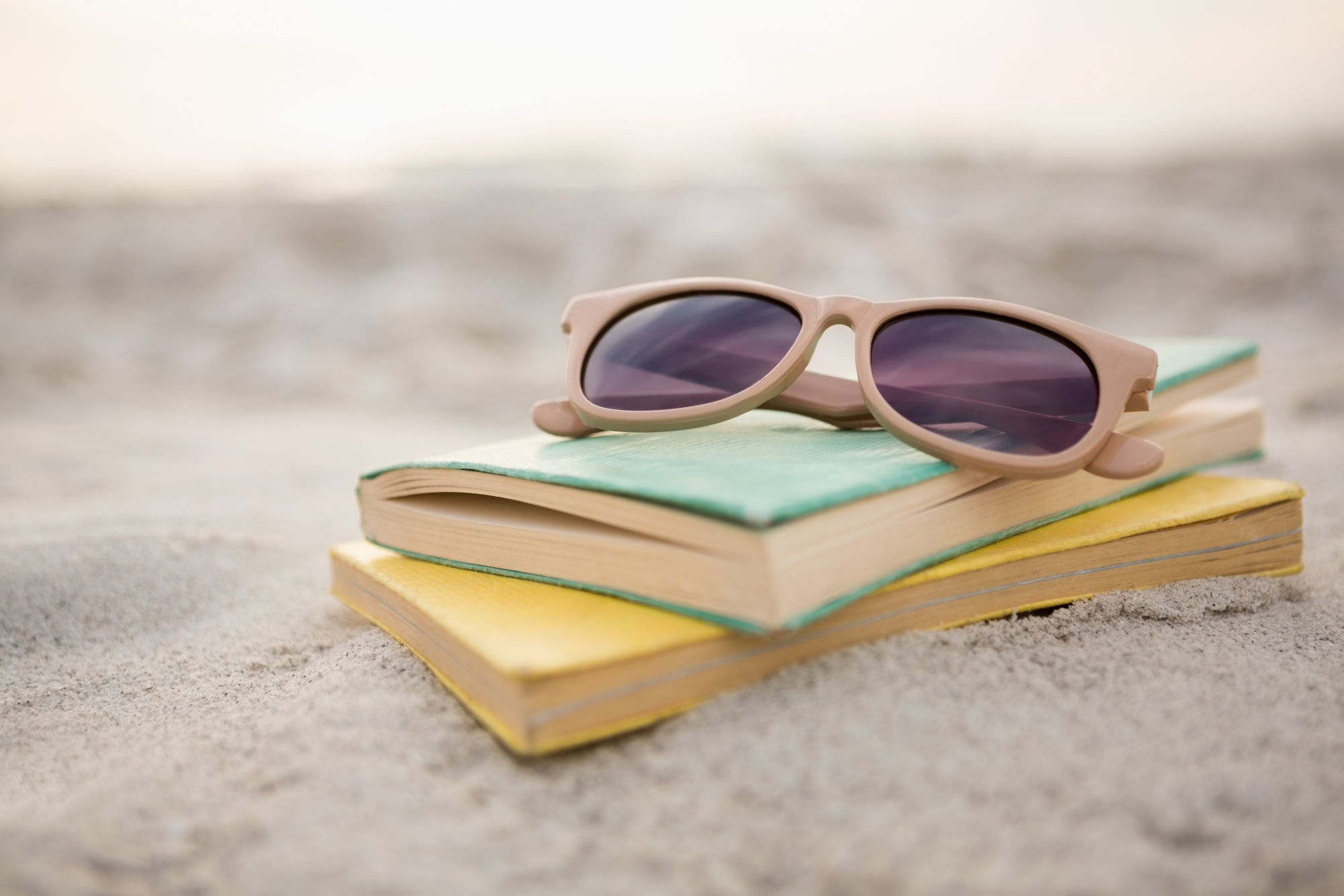 Lee más sobre el artículo 9 libros en inglés para disfrutar este verano